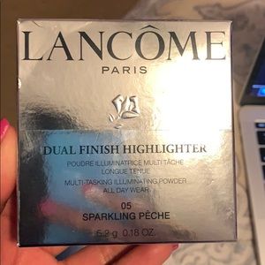 Lancôme Dual Finish Highlighter